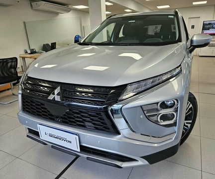 Mitsubishi Eclipse Cross 2023 Prata — foto 1 de 3