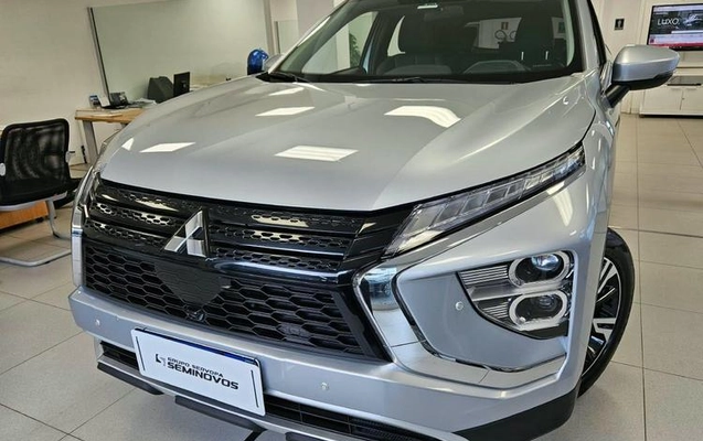 imagem-https://www.socarrao.com.br/sc-vehicle-images-prod/3645104/1788540697193-8451081_0_B_8d2ca93ce4.jpeg