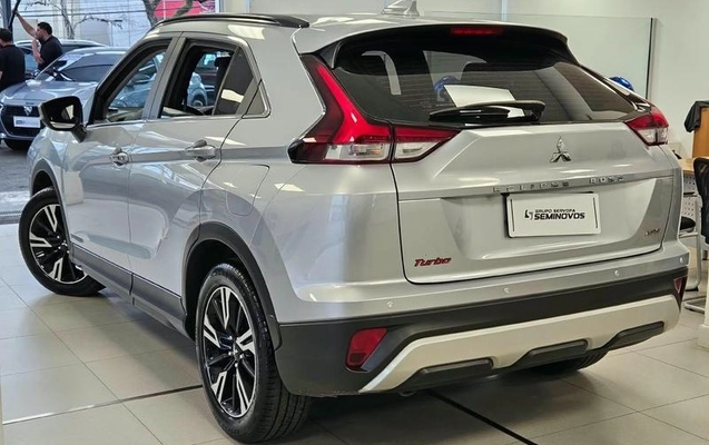 imagem-https://www.socarrao.com.br/sc-vehicle-images-prod/3645104/1788540697203-8451081_7_B_7a0fb36a49.jpeg