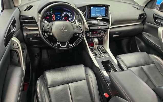imagem-https://www.socarrao.com.br/sc-vehicle-images-prod/3645104/1788540697206-8451081_7_B_58eb33f0de.jpeg