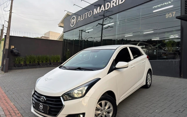 imagem-https://www.socarrao.com.br/sc-vehicle-images-prod/3645118/1788540709481-1c0a00db-63fa-7381-85d1-3a22bc12174d.jpg