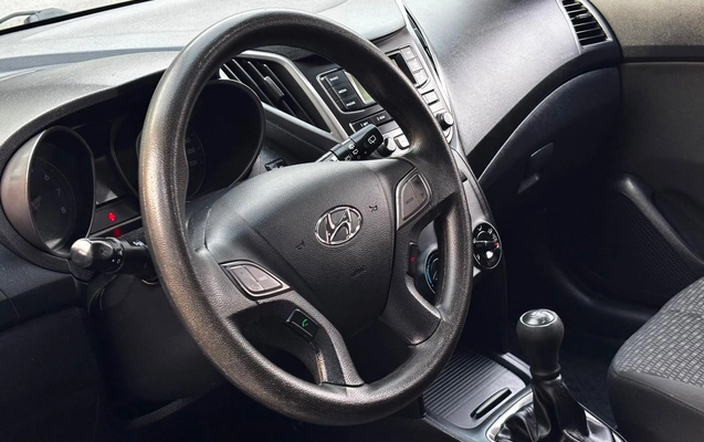 imagem-https://www.socarrao.com.br/sc-vehicle-images-prod/3645118/1788540709503-215279b1-eb16-0884-83c2-3a22bc121ca3.jpg