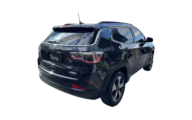 imagem-https://www.socarrao.com.br/sc-vehicle-images-prod/3645160/1788547300036-NC8DbGlQZwOEASeZFSR5mzHApFRTGALN.jpg