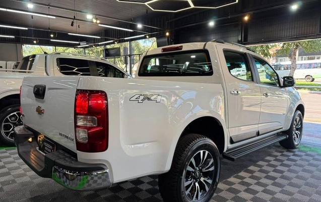 imagem-https://www.socarrao.com.br/sc-vehicle-images-prod/3645274/1789659339246-8450803_15_B_31cc0b4503.jpeg