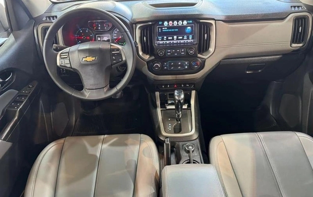 imagem-https://www.socarrao.com.br/sc-vehicle-images-prod/3645274/1789659339258-8450803_10_B_b05c0030f5.jpeg
