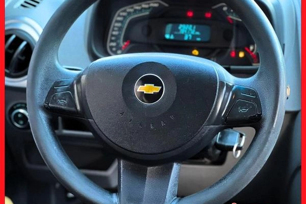 imagem-https://www.socarrao.com.br/sc-vehicle-images-prod/3645281/1788541059307-8410272_7_B_6bfea81160.jpg