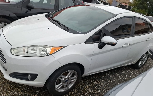 imagem-https://www.socarrao.com.br/sc-vehicle-images-prod/3645295/1788541230846-MDg4NzdmZDUtYmJhNS00OGE5LWE3YTktZjk5OTEzYzIzNjgzLmpmaWY.jfif