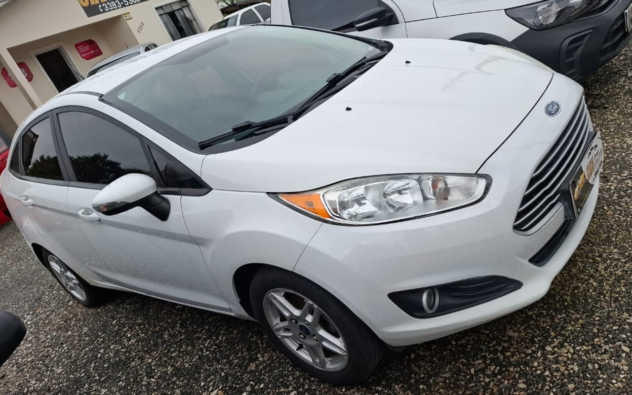 imagem-https://www.socarrao.com.br/sc-vehicle-images-prod/3645295/1788541231059-MWYwZTQ5YTUtMGYyMi00ZjAxLWIzZTQtMjBkYWNiMzcyYTNjLmpmaWY.jfif