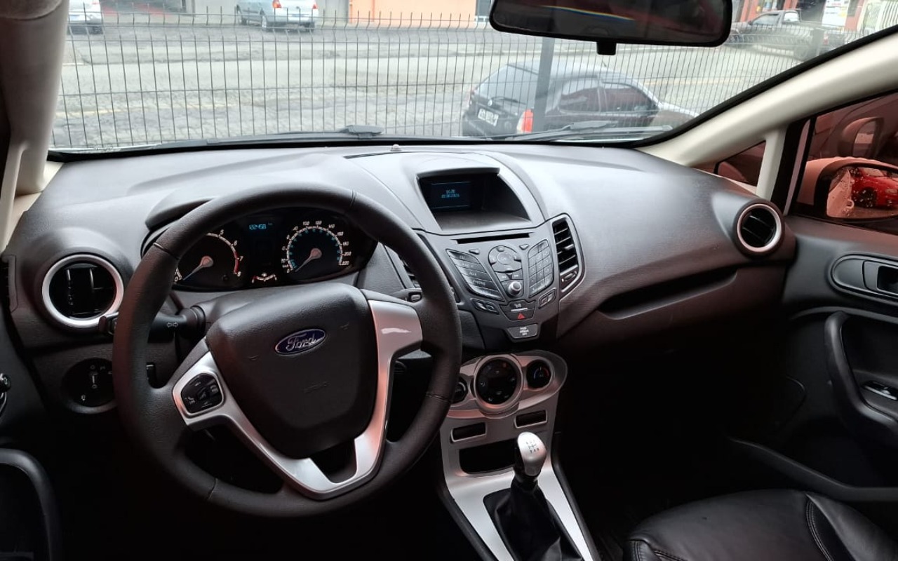 imagem-https://www.socarrao.com.br/sc-vehicle-images-prod/3645295/1788541231404-NzkxZWMyMDgtMDI4ZC00MzBlLWI0YjctN2RiNmNkNWJjZTc3LmpmaWY.jfif