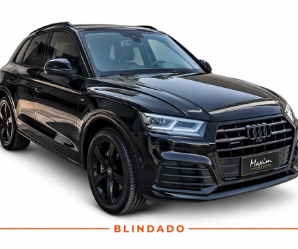 Audi Q5 2020 Preto — foto 1 de 3
