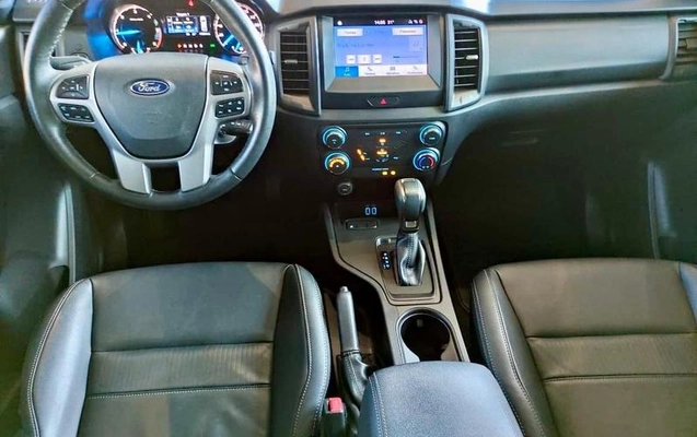 imagem-https://www.socarrao.com.br/sc-vehicle-images-prod/3645309/1789160054761-8451143_12_B_05032bd48f.jpeg