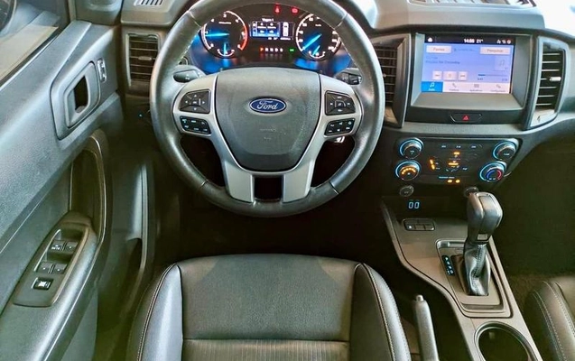 imagem-https://www.socarrao.com.br/sc-vehicle-images-prod/3645309/1789160054761-8451143_13_B_556e6233cc.jpeg