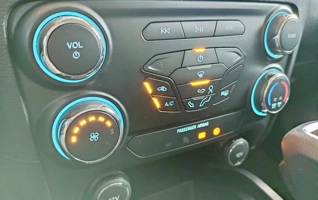 imagem-https://www.socarrao.com.br/sc-vehicle-images-prod/3645309/1789160054762-8451143_3_B_76735e32f2.jpeg