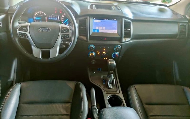 imagem-https://www.socarrao.com.br/sc-vehicle-images-prod/3645309/1789160054765-8451143_15_B_816646f4d1.jpeg