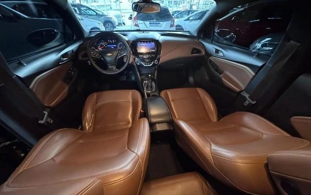 imagem-https://www.socarrao.com.br/sc-vehicle-images-prod/3645316/1788541639384-8449594_13_B_d8294c7052.jpeg