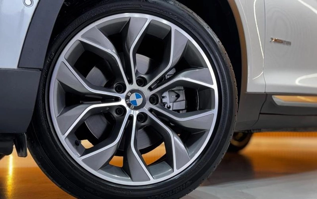 imagem-https://www.socarrao.com.br/sc-vehicle-images-prod/3645494/1789140310207-8406995_4_B_17f70ee578.jpeg