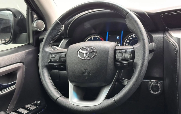 imagem-https://www.socarrao.com.br/sc-vehicle-images-prod/3645625/1788542375707-3cbbd5d4580b4da7950b26c6287c8d77_1781289563352.jpg