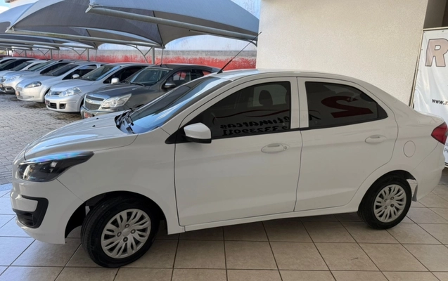 imagem-https://www.socarrao.com.br/sc-vehicle-images-prod/3645670/1788542531340-LJEPu1Q6UKpgpJvlB9xq3PyszB2vVi8V.jpg