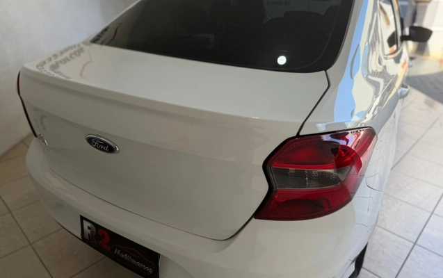 imagem-https://www.socarrao.com.br/sc-vehicle-images-prod/3645670/1788542531344-hLktuZvvtT4BV8ENCCWPWYGTN5De9t3o.jpg