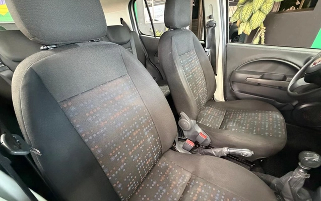 imagem-https://www.socarrao.com.br/sc-vehicle-images-prod/3645678/1788542613541-gb-ccf650e.jpeg