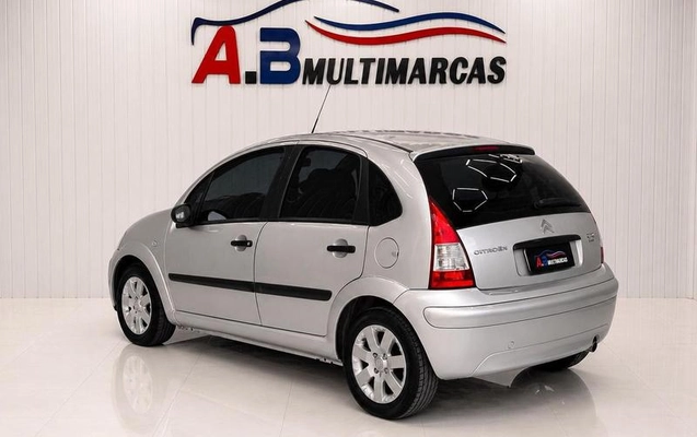 imagem-https://www.socarrao.com.br/sc-vehicle-images-prod/3645688/1789158486400-8439413_7_B_4c13ecfc6e.jpeg