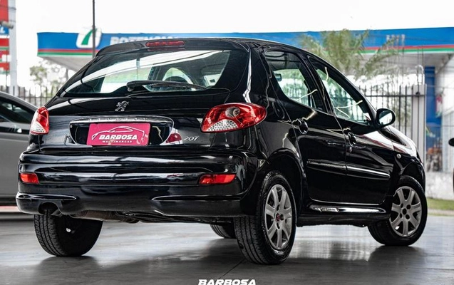 imagem-https://www.socarrao.com.br/sc-vehicle-images-prod/3645694/1788542704007-8451270_1_B_c641349063.jpeg