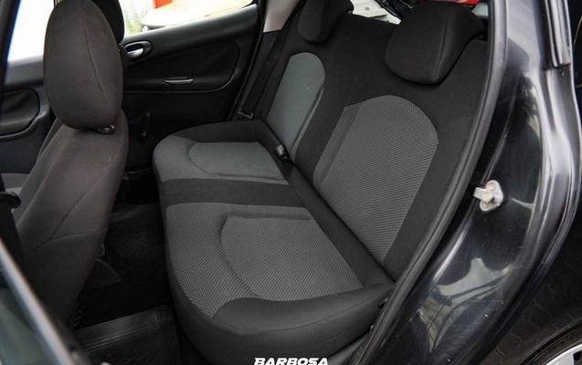 imagem-https://www.socarrao.com.br/sc-vehicle-images-prod/3645694/1788542704026-8451270_13_B_75c76283ad.jpeg