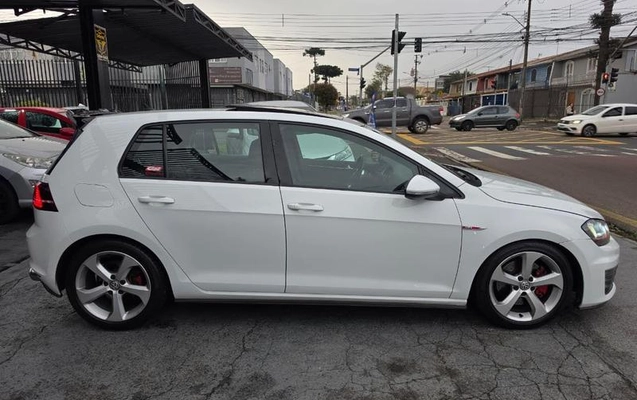 imagem-https://www.socarrao.com.br/sc-vehicle-images-prod/3645698/1788989702409-8446977_1_B_d660ed5aca.jpeg