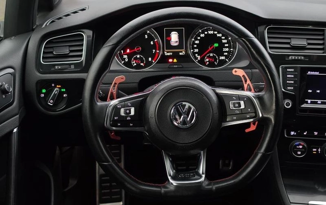 imagem-https://www.socarrao.com.br/sc-vehicle-images-prod/3645698/1788989702425-8446977_15_B_5ee9d2d3be.jpeg