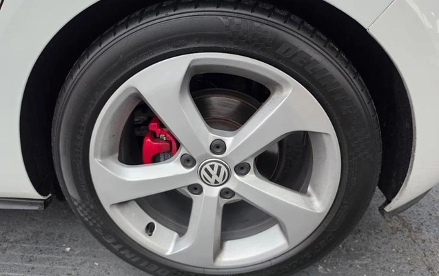imagem-https://www.socarrao.com.br/sc-vehicle-images-prod/3645698/1788989702439-8446977_2_B_606ae0aff0.jpeg