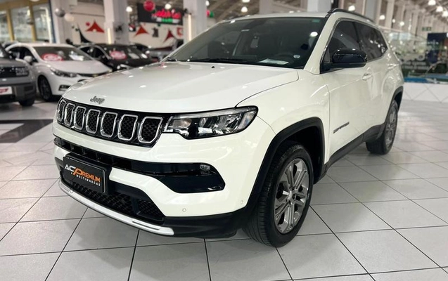 imagem-https://www.socarrao.com.br/sc-vehicle-images-prod/3645702/1789659607949-8444551_0_B_663044e3f5.jpeg