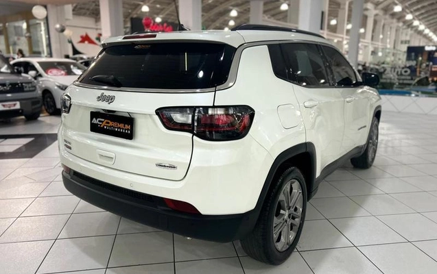 imagem-https://www.socarrao.com.br/sc-vehicle-images-prod/3645702/1789659607956-8444551_4_B_022d7de719.jpeg