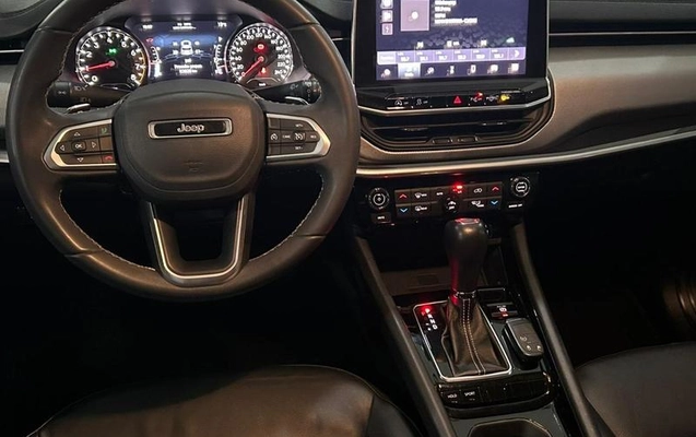 imagem-https://www.socarrao.com.br/sc-vehicle-images-prod/3645702/1789659607971-8444551_15_B_868a5fc7d9.jpeg
