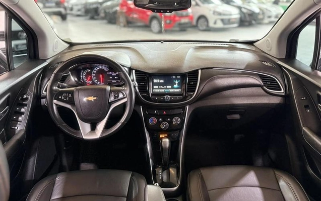 imagem-https://www.socarrao.com.br/sc-vehicle-images-prod/3645738/1789406044613-8449207_14_B_0586256d3d.jpeg