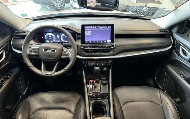 imagem-https://www.socarrao.com.br/sc-vehicle-images-prod/3645931/1789766758636-f1ad46ad-24f4-4cbb-8126-88a9882bfef620260904142209.jpeg