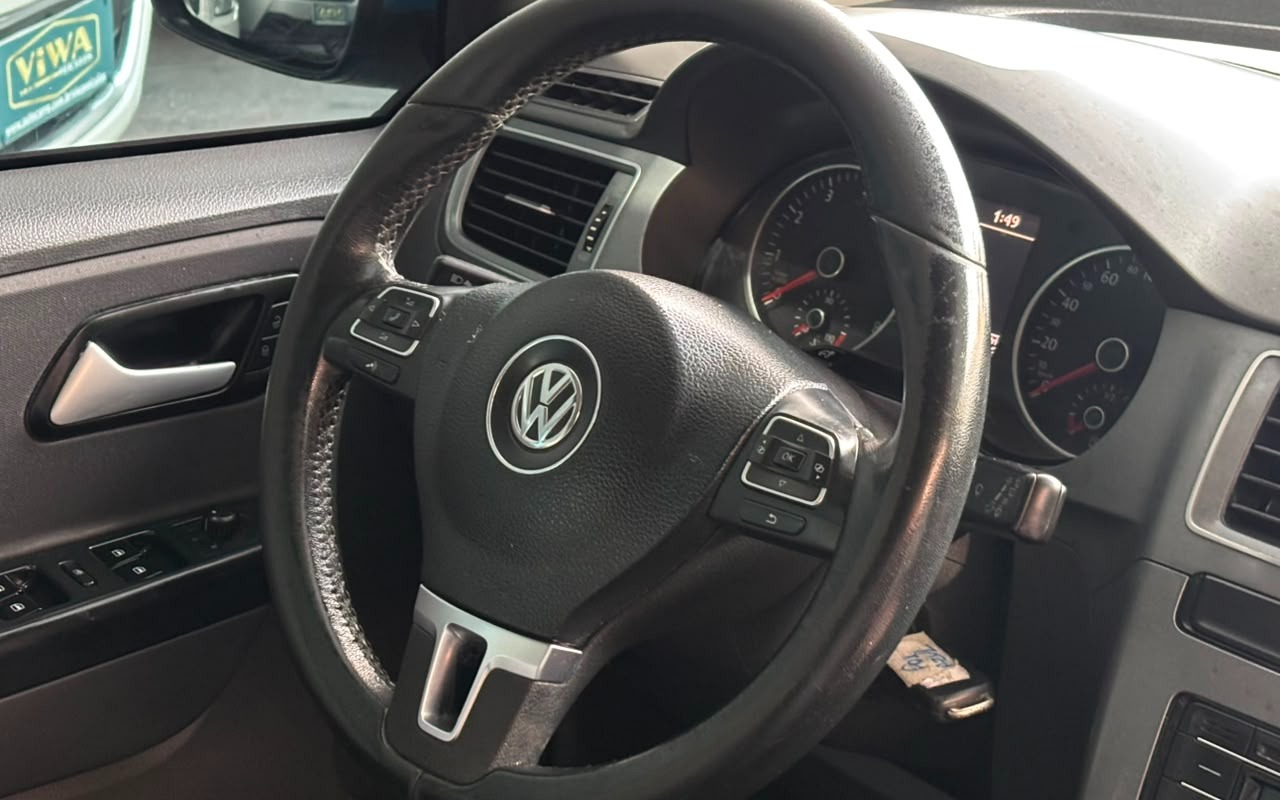 imagem-https://www.socarrao.com.br/sc-vehicle-images-prod/3645967/1788543243089-Rk9YIDUuanBn.jpg