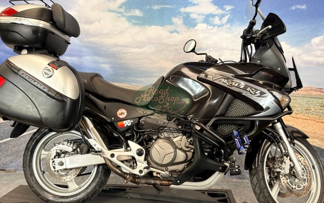 imagem-https://www.socarrao.com.br/sc-vehicle-images-prod/3645982/1788543285560-VkFSQURFUk8gMTAwMCBQUkVUQS5qcGc.jpg