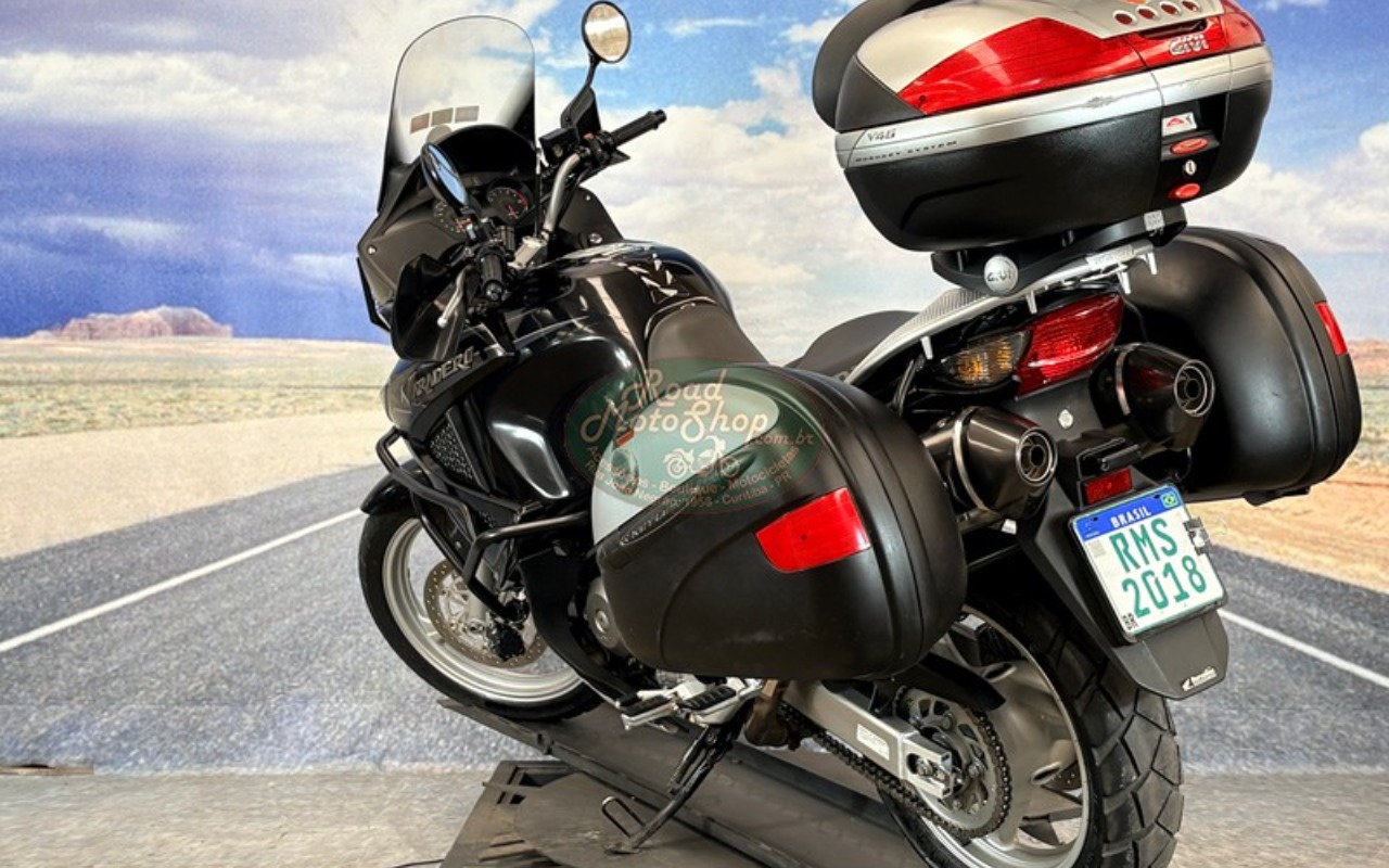 imagem-https://www.socarrao.com.br/sc-vehicle-images-prod/3645982/1788543287641-VkFSQURFUk8gMTAwMCBQUkVUQV8xNC5qcGc.jpg