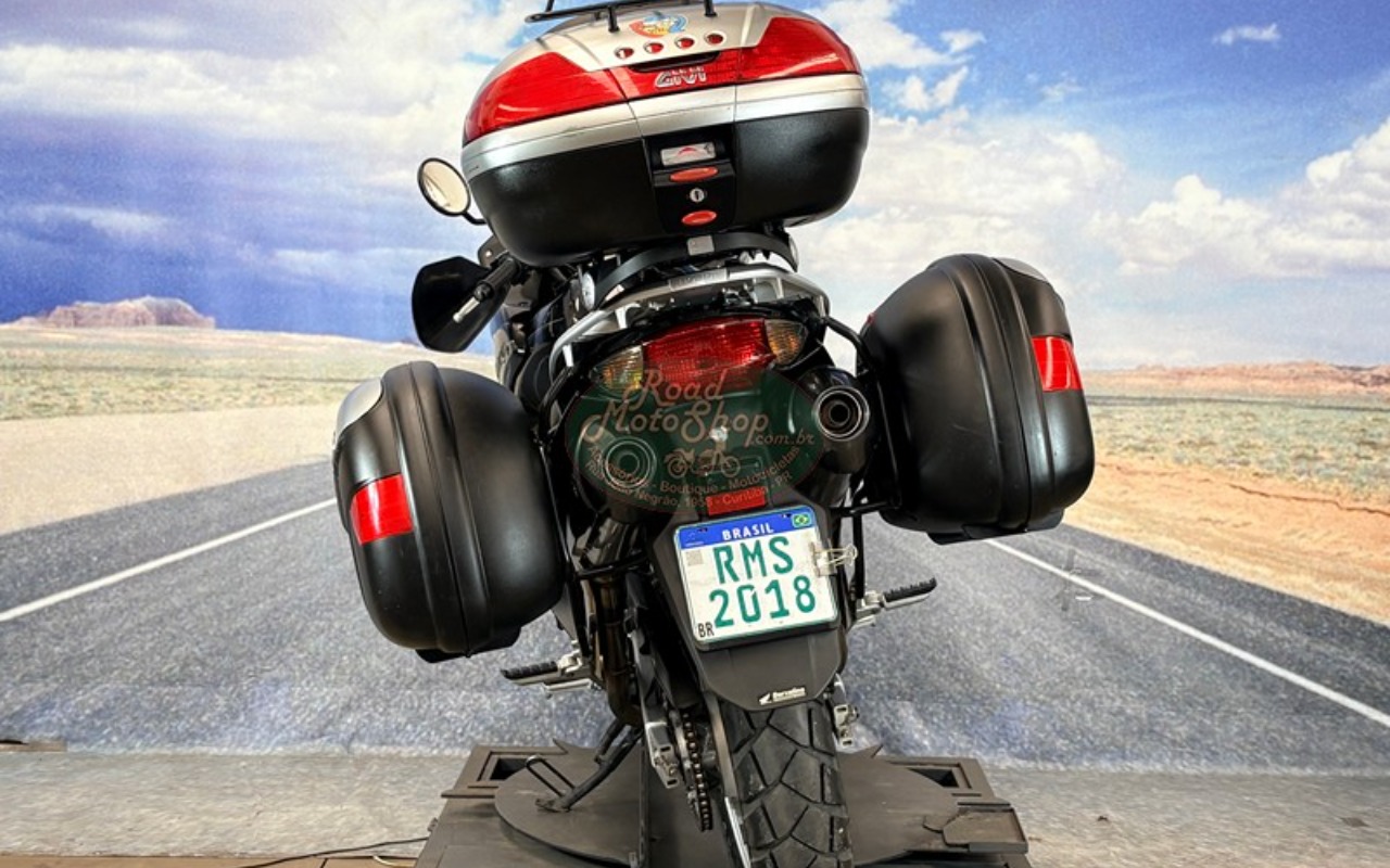 imagem-https://www.socarrao.com.br/sc-vehicle-images-prod/3645982/1788543287879-VkFSQURFUk8gMTAwMCBQUkVUQV8xNS5qcGc.jpg