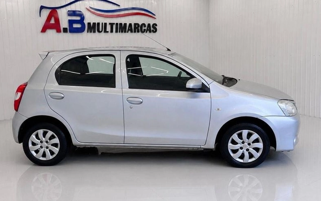 imagem-https://www.socarrao.com.br/sc-vehicle-images-prod/3645997/1788543363447-8439403_7_B_7bbd570e41.jpeg