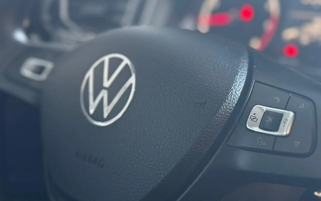 imagem-https://www.socarrao.com.br/sc-vehicle-images-prod/3646049/1788543614247-cG9sbyBicmFuY285LmpwZw.jpg