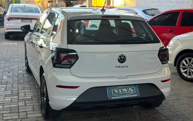 imagem-https://www.socarrao.com.br/sc-vehicle-images-prod/3646049/1788543614574-cG9sbyBicmFuY282LmpwZw.jpg