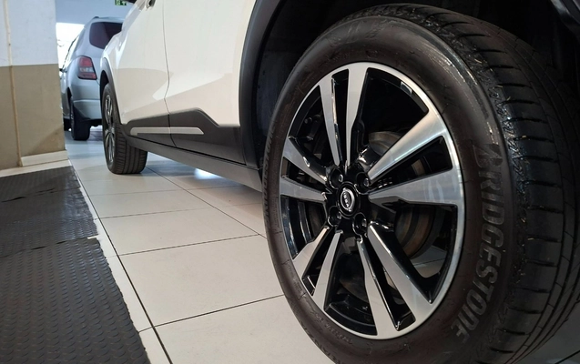 imagem-https://www.socarrao.com.br/sc-vehicle-images-prod/3646050/1788566800313-MTguanBlZw.jpeg