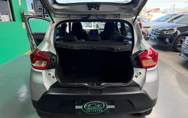 imagem-https://www.socarrao.com.br/sc-vehicle-images-prod/3646084/1789645671253-gb-753d72a.jpeg