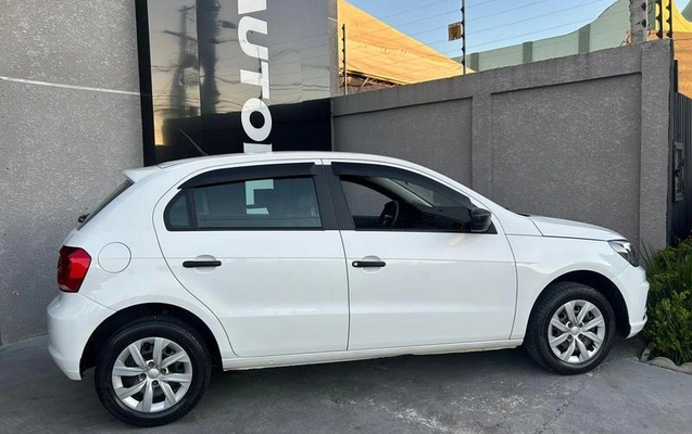 imagem-https://www.socarrao.com.br/sc-vehicle-images-prod/3646088/1788543757464-8451389_3_B_a959dd767f.jpeg