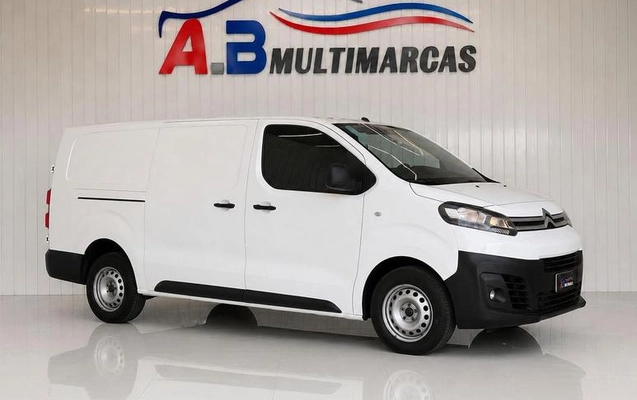imagem-https://www.socarrao.com.br/sc-vehicle-images-prod/3646210/1788544208032-8439382_13_B_1355d2aad2.jpeg
