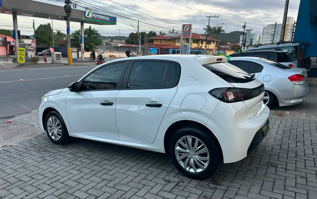 imagem-https://www.socarrao.com.br/sc-vehicle-images-prod/3646395/1788544500957-6b1e0612-fab4-4f6f-bcfd-1f36a34a05a2.jpeg