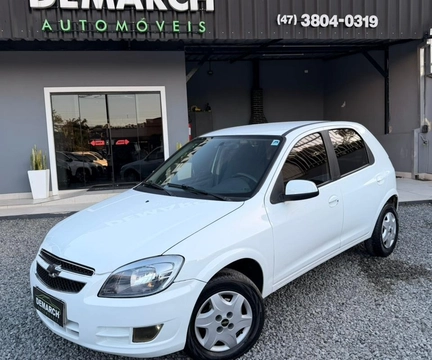 Chevrolet Celta 2015 Branco — foto 1 de 3