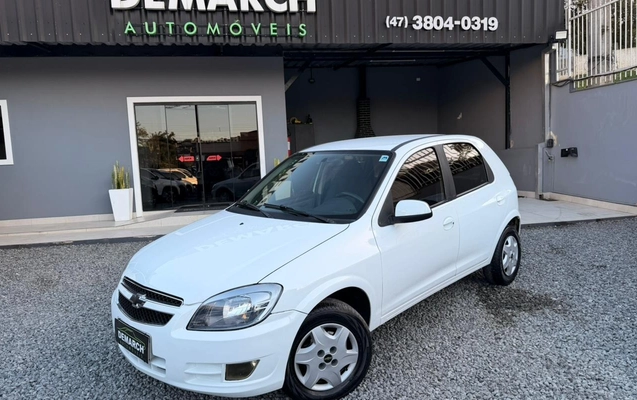 imagem-https://www.socarrao.com.br/sc-vehicle-images-prod/3646453/1788544578031-Nzk4ZWM5MTMtYTljNS00YjVlLWFjY2QtZmQ5ZjMxYWUwYmMyLmpwZWc.jpeg