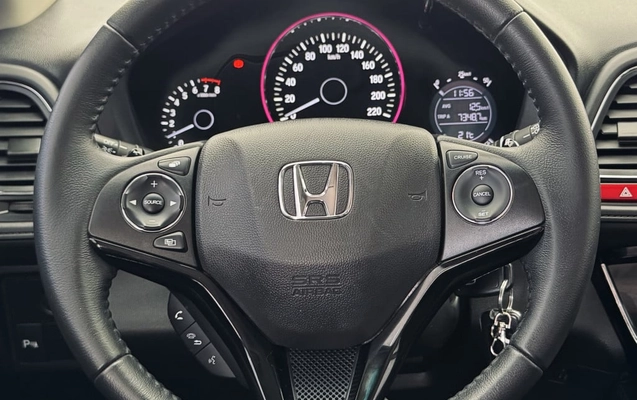 imagem-https://www.socarrao.com.br/sc-vehicle-images-prod/3646503/1788544707493-vehicle_image_1788469082_e5f0fa96f6964ca9d8ac9c05189301ed.jpeg